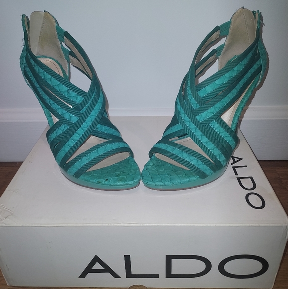 ๐ ALDO Teal colored open toe heels size 7 - Picture 2 of 3